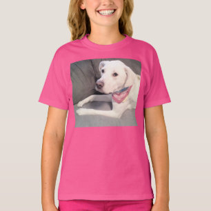 Foto på Cute White Doggy med Rosa Scarf T Shirt
