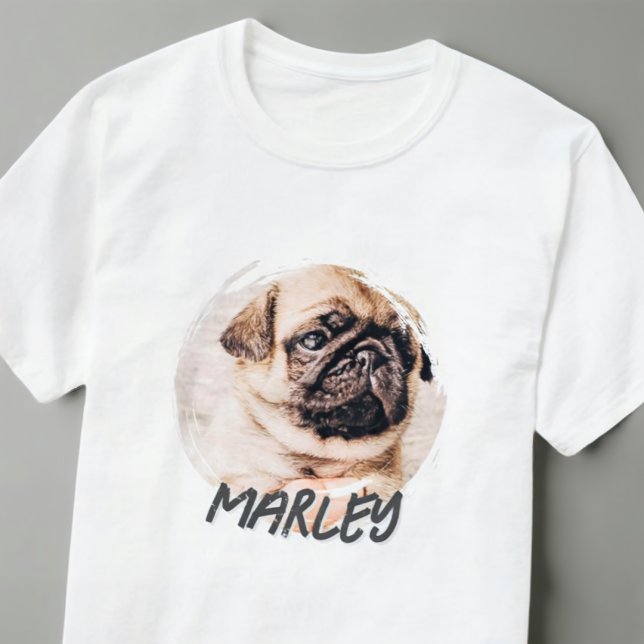 Foto på den moderna Grunge Playful Simple Anpassni T Shirt (Skapare uppladdad)