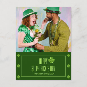 Foto på familjen Shamrocks vid lycklig St. patrick Helg Vykort