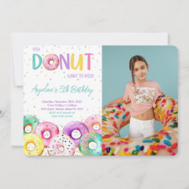 Foto på färgad Donut-Födelsedagsfest Inbjudningar