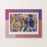 Foto på färgstark personlig av rosa lila roligt pussel<br><div class="desc">En roligt och färglös rand mönster i skuggor av rosa och lila omger ett enda foto av vågrät med anpassningsbar. Den här fotopresenten är perfekt för alla åldrar - från barn till mor- och farföräldrar för att hedra minnet av ett roligt foto eller evenemang.</div>