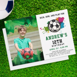 Foto på Grönten Modern Colorful Soccer Födelsedags Inbjudningar