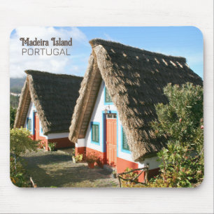 Foto på Madeira med typiska hus, Portugal Musmatta