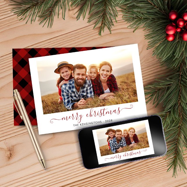 Foto på Red Buffalo Play God jul Photo Julkort (Red Buffalo Plaid Script Merry Christmas Photo Holiday Card)