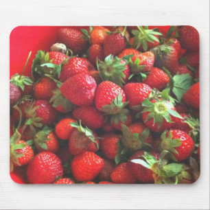 Foto på röd frukt från jordgubbar musmatta
