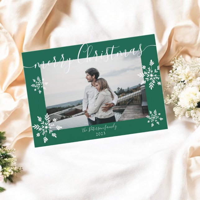 Foto på snöflingor i dagens grönt-julskript julkort (Modern green Christmas script snowflakes photo Holiday Card)