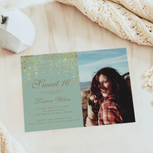 Foto på Sweet sixteen av guld Glitter-konfetti på  Inbjudningar