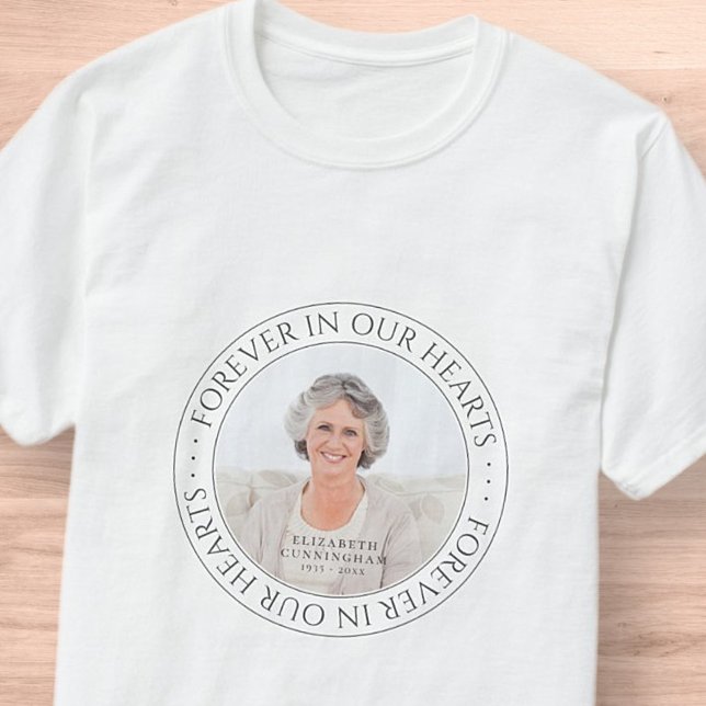 Foto på vår minnesminnesminnesstund för Hearars El T Shirt (Skapare uppladdad)