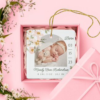 Foto på vattenfärgsRosa Blommigt Baby Birth Stats Julgransprydnad Keramik
