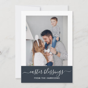 Foto Påsk på enkel Elegant Navy Script Family Julkort