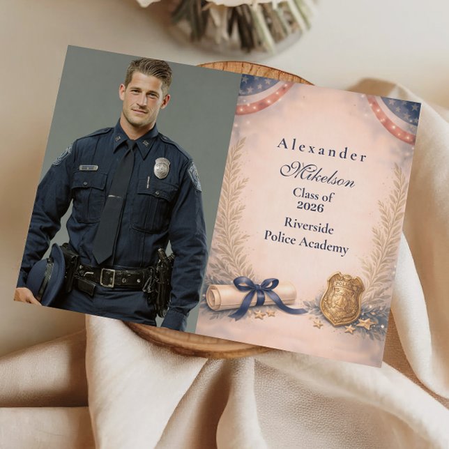 Foto Polisinspektör Akademi Milstolpe Examen Meddelande (Skapare uppladdad)