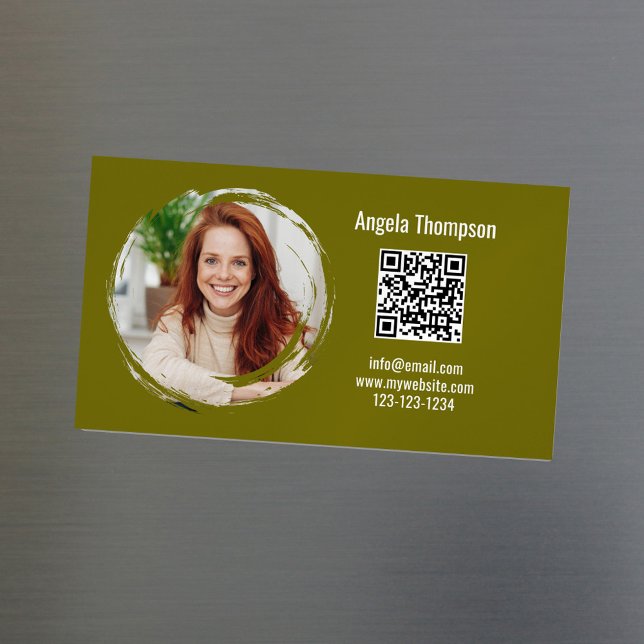Foto QR-kod Grön Modern Magnetisk  Magnetiska Visitkort (Green photo magnetic business card with scannable QR code.)