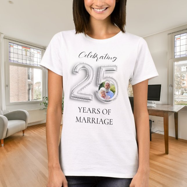 Foto silver på 25-årsdagen bröllop t shirt (Skapare uppladdad)