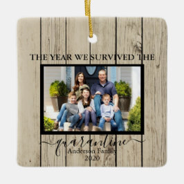 Foto vi Överlevt karantänen Faux Wood Julgransprydnad Keramik