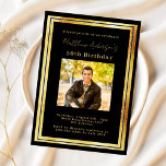 Fotoår i Black guld Inbjudningar<br><div class="desc">En elegant,  modern,  enkel födelsedagsinbjudan. En svart bakgrund dekorerad med faux guld ramar. Anpassa och lägg till ett foto-namn och detaljer. Golden text.</div>