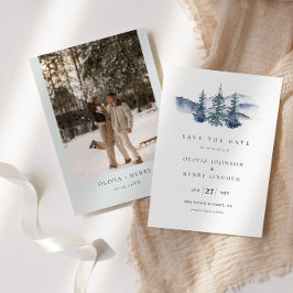 Fotobesparing av datumkortet i berget Gräs Träd Inbjudningar