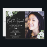 Fotofärg, Bat mitzvah, svart, Silver-Blommigt, vat Inbjudningar<br><div class="desc">Var stolt, gladd och visa den här milstolpen av din favoritBat mitzvah med den här sofistikerade personligen fotoinbjudan! En chic, förbluffande, vit och faux silver blommigt vattenfärg, faux silver foil-skript typografi och vit sans serif-typ täcker över en dramatisk svart bakgrund på den lämnat sidan, din personlig på högerna. Ytterligare vattenfärgblommor...</div>