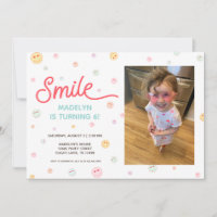 Fotofödelsedagsinbjudan till Smile Lycklig Ansikte