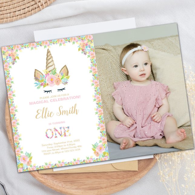 Fotoförsta Unicorn-födelsedagsinbjudningar Inbjudningar (Photo First Unicorn Birthday Invitations)