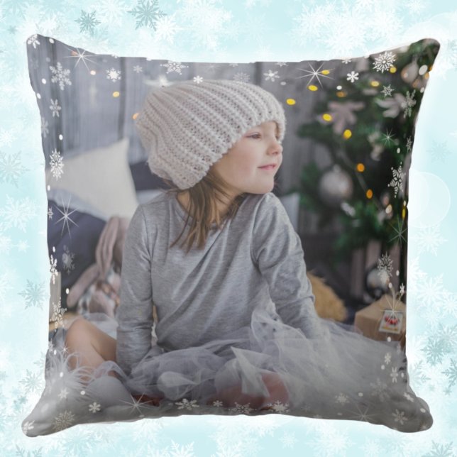 Fotofyllning av Vinter White Modern Snowflake Kudde (Skapare uppladdad)