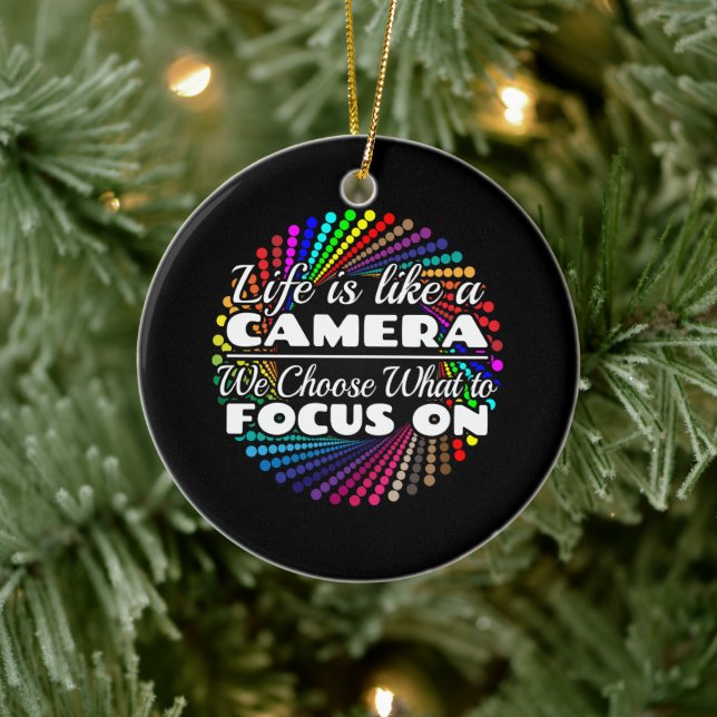 Fotograf Focus Quote - Livet som en kamera Julgransprydnad Keramik (Träd)