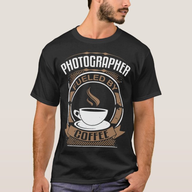 Fotograf som bränsle vid 2 års kaffe kopp t shirt (Framsida)