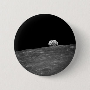 Fotografera först av en Earthrise som tas av Knapp