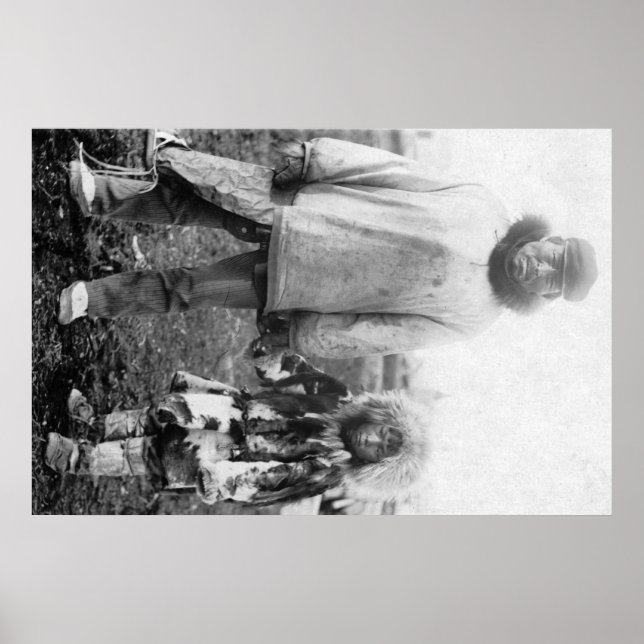 Fotografi av eskimo Far och Child in Alaska Poster (Framsidan)