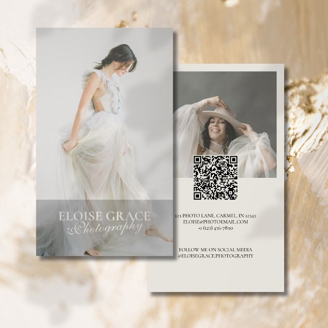 Fotografi av Professionellen QR-kod för redigering Visitkort (Elegant and professional agent business card that makes a great first impression!)