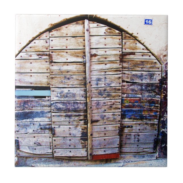 Fotografi av Rustic Wood Greek Door Greece Kakelplatta (Framsidan)