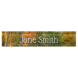 Fotografi över höstnaturen i Träd för fallmask