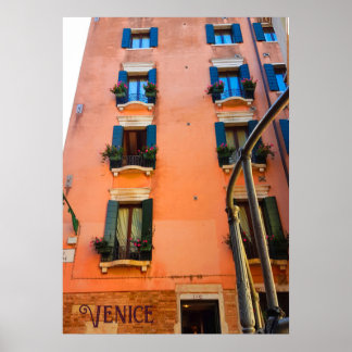 Fotografi över livande fönsterluckor i Venedigkana Poster