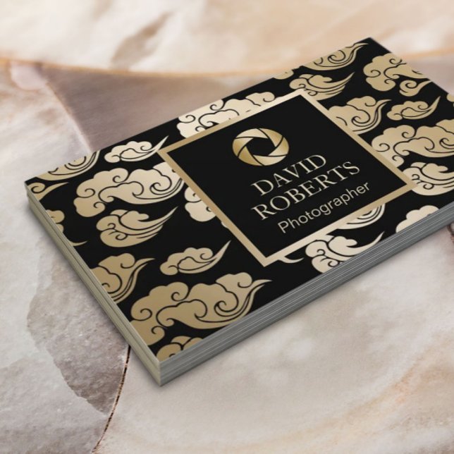 Fotografi över modern Guld-kamera, orientalmoln Visitkort (Skapare uppladdad)