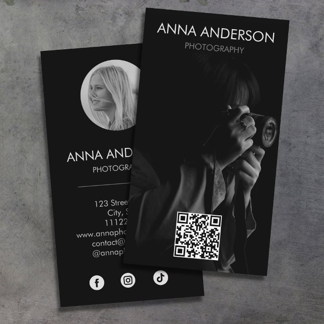 Fotografimoderna media i Lodrät QR-kod Social Visitkort (Skapare uppladdad)