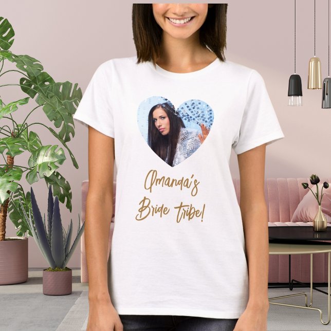 Fotohjärtbridtribe bachelorette t shirt (Skapare uppladdad)