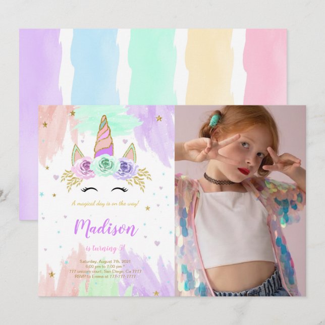 Fotoinbjudan till Cute Unicorn Birthday Inbjudningar (Fram/baksida)