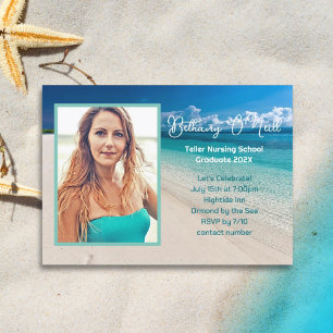 Fotoinbjudan till Woman Grad Beach Firande Inbjudningar