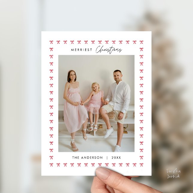 Fotojul för Modern Red Bow Mönster-familjen Vykort (Modern Red Bow Pattern Family Photo Classy Elegant Christmas Postcard )