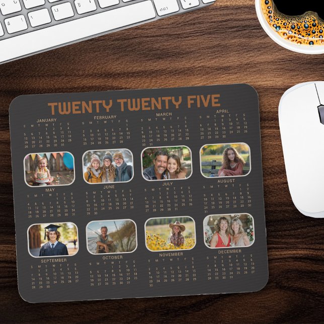 Fotokalender 2025, Fullt Black Mousepad Musmatta (2025 Photo Calendar Mouse Mat from the Personalized Calendars Collection by Darling  & May)