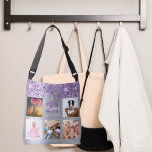 Fotokollage för silver lila glitter namn vid födel axelväska<br><div class="desc">En unik gåva till en flickas/kvinnas 21:a födelsedag (eller vilken ålder som helst), som firar hennes liv med ett kollage av fem egna foton, bilder. Anpassa och lägg till hennes namn, 21 år och ett datum. En faux silver metallisk tittar bakgrund. Dekorerad med damm från lila faux glitter. Lila och...</div>