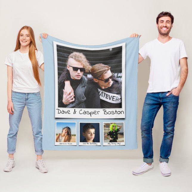 Fotokollage Monogram Namn Pulver Blue Medium Fleecefilt (På plats)