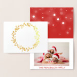Fotokort för guldfetter i God jul Snö Folierat Kort<br><div class="desc">Gold Foil God jul Hand har skrivit skript-snöflingkort. Bilden och texten på det här julkortet kan uppdateras och anpassas med ditt foto och namn. Det här kortet visningar ditt namn på insidan av guldjulkortet.</div>