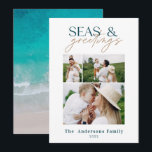 Fotokort för modern havsstrandfamilj julkort<br><div class="desc">snyggt-christmas-kortdesign med trendig blandning av fet stil och skript,  utrymme för ditt valda foto på framsidan med strand- och havsgrafik på baksidan</div>