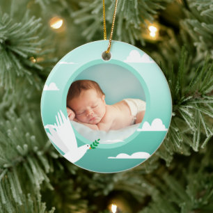 Fotomålning för dop av pojkbarn med moln och duva julgransprydnad keramik