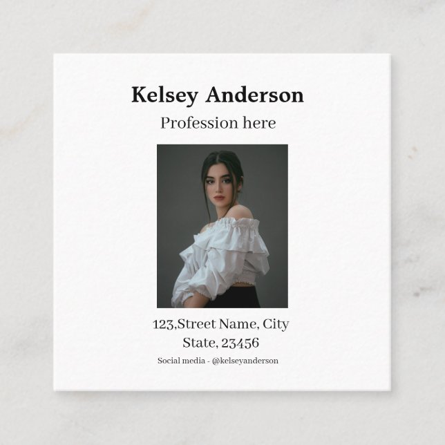 Fotomoderna yrket social media adress simpel fyrkantigt visitkort (Framsida)