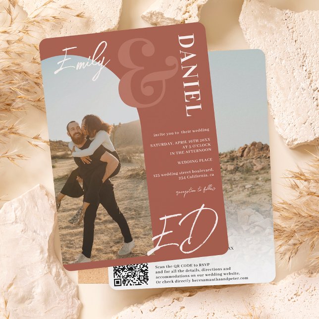 Foton fet namn-skript, båge terracotta bröllop inbjudningar (Skapare uppladdad)