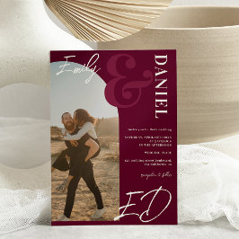 Foton fet namn-skript, burgundy bröllop inbjudningar