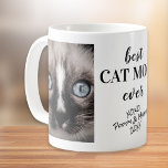 Foton för bästa Kat Mamma någonsin-Personlig Kaffemugg<br><div class="desc">Fira den bästa katten mamma någonsin med personlig mugg. Du kan enkelt lägga till två foton av katten eller katterna och lägga till katternas namn och år.</div>