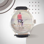 Foton för bästa Pappa någonsin i Far Armbandsur<br><div class="desc">Den bästa Pappa någonsin-typografin Far's Day Photo Watch. Designen har ett foto av fullt. Modern typografi i svart och vitt färg övertäcker fotot. Anpassa med namn och lägg till ditt foto. Underbar gåva till ett pappa eller en morfar till Far dag,  födelsedag eller jul.</div>