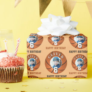 Foton för Grattis på födelsedagen-åldern i Basketb Presentpapper